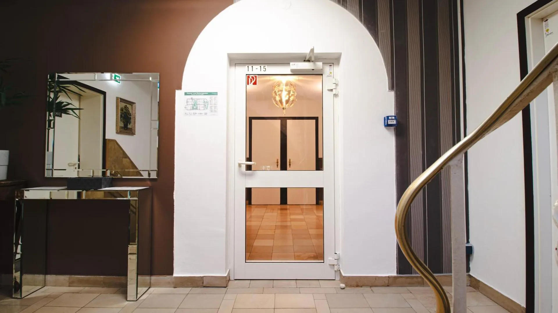 Villa Ento Hotelwestend 美因河畔法兰克福 酒店